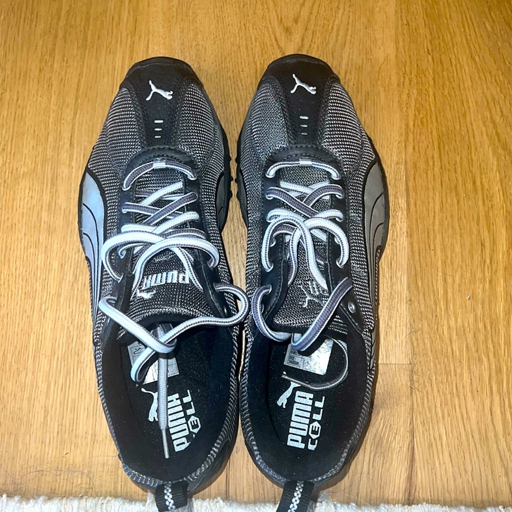 Men’s Puma Cell in size 11.
